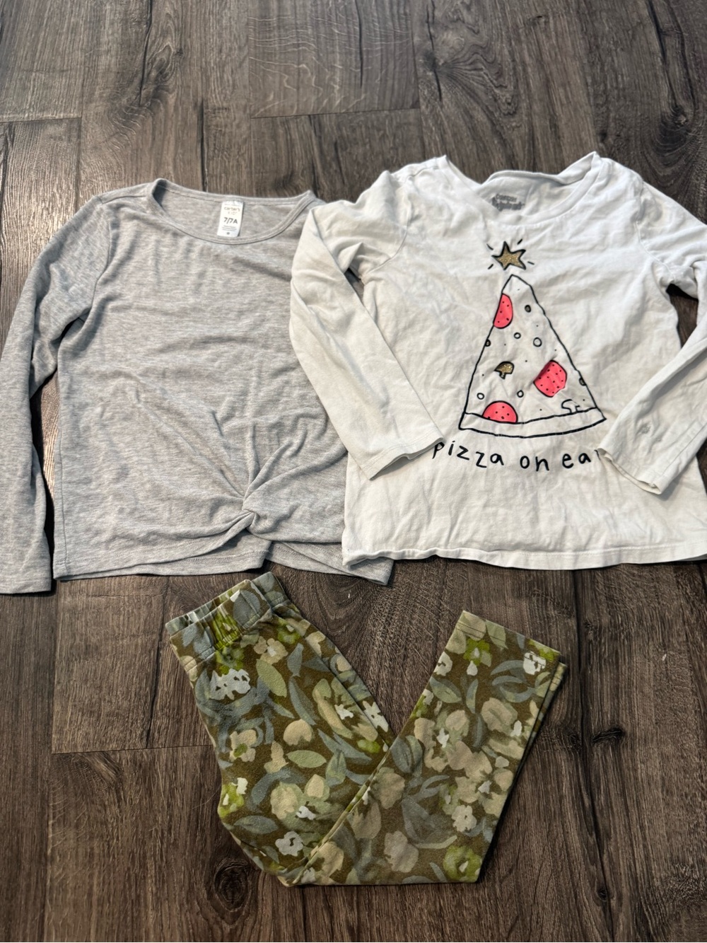 Carter's set of two long sleeve tops and leggings size 7 girls pizza floral gray